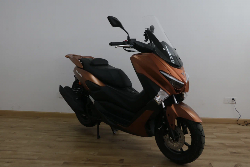 Скутер MAX RS  - 150cc (replica Yamaha TMAX) Инжектор EFI Lifan, ABS