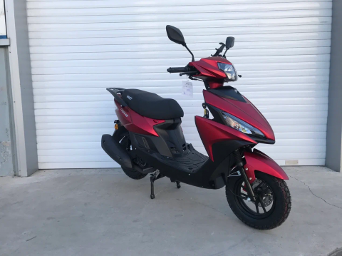 Скутер Corsa RS - 150cc (replika Yamaha AS125 FREEGO RAYZR)
