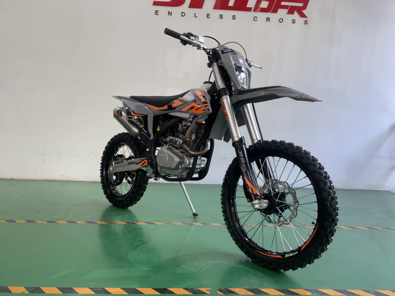 Мотоцикл JHL LX4 CB300RL (175FMN)