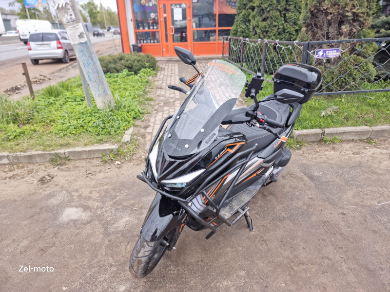 Макси скутер YMHMCO Nawx 50