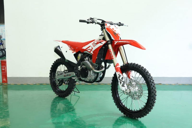 Мотоцикл JHLofr LX250R (LX26)